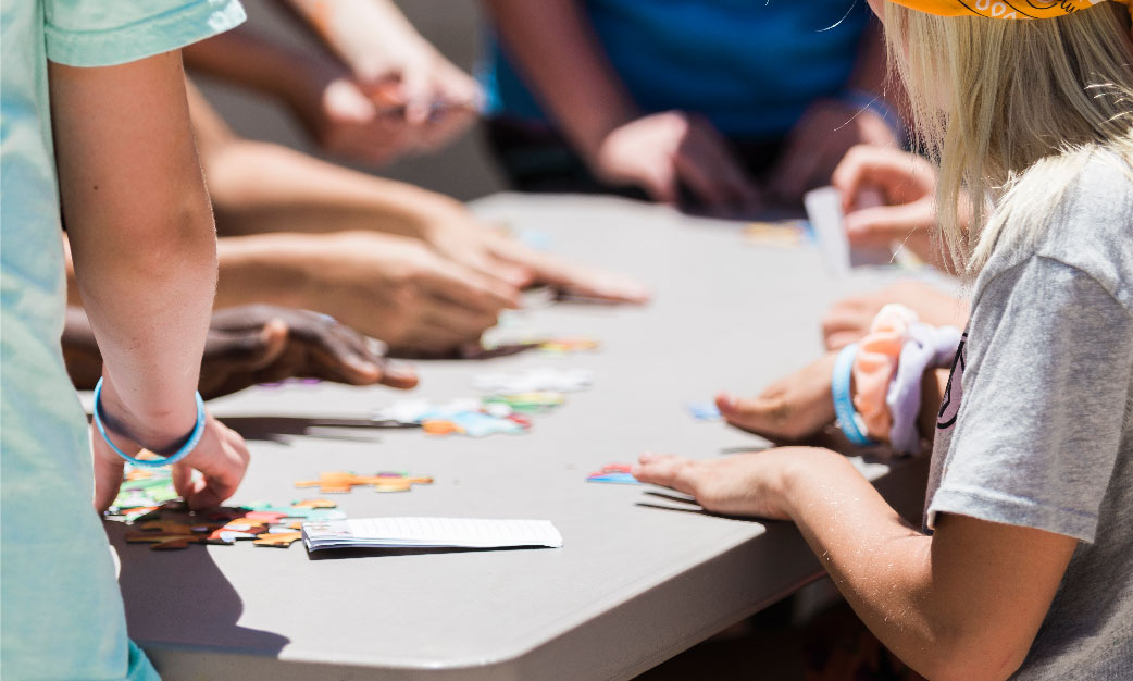 Juego en equipos de cartas