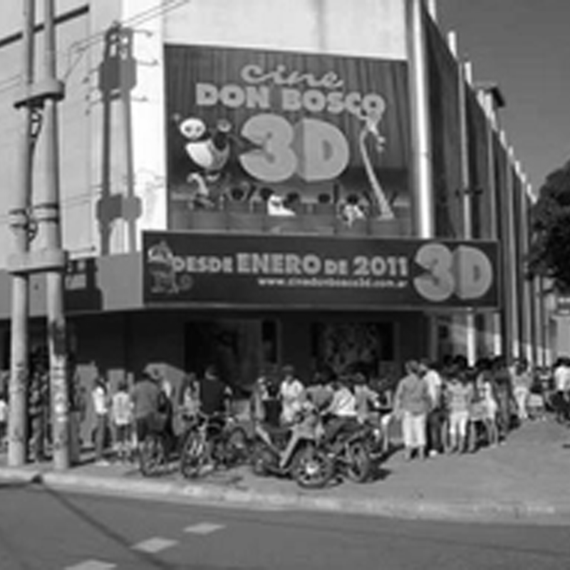 Foto en blanco y negro del cine Don Bosco, Santa Rosa