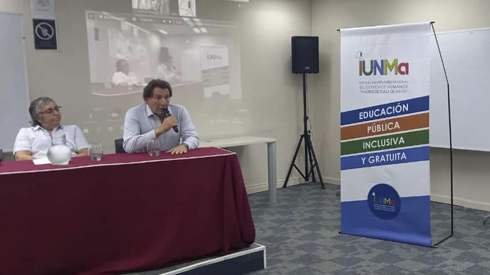 Foto Conmemoración Primera marcha de las Madres de Plaza de Mayo