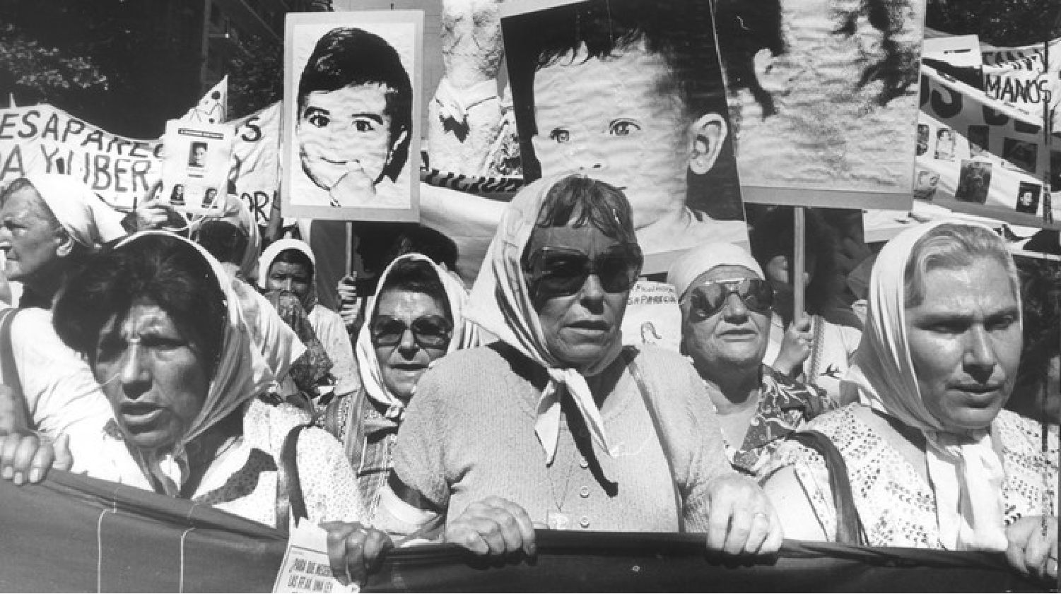 foto abuelas de plaza de mayo